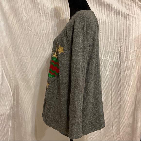 Christmas gray Women’s Sweatshirt (holiday Time) with ornaments size 0X. - Picture 2 of 7